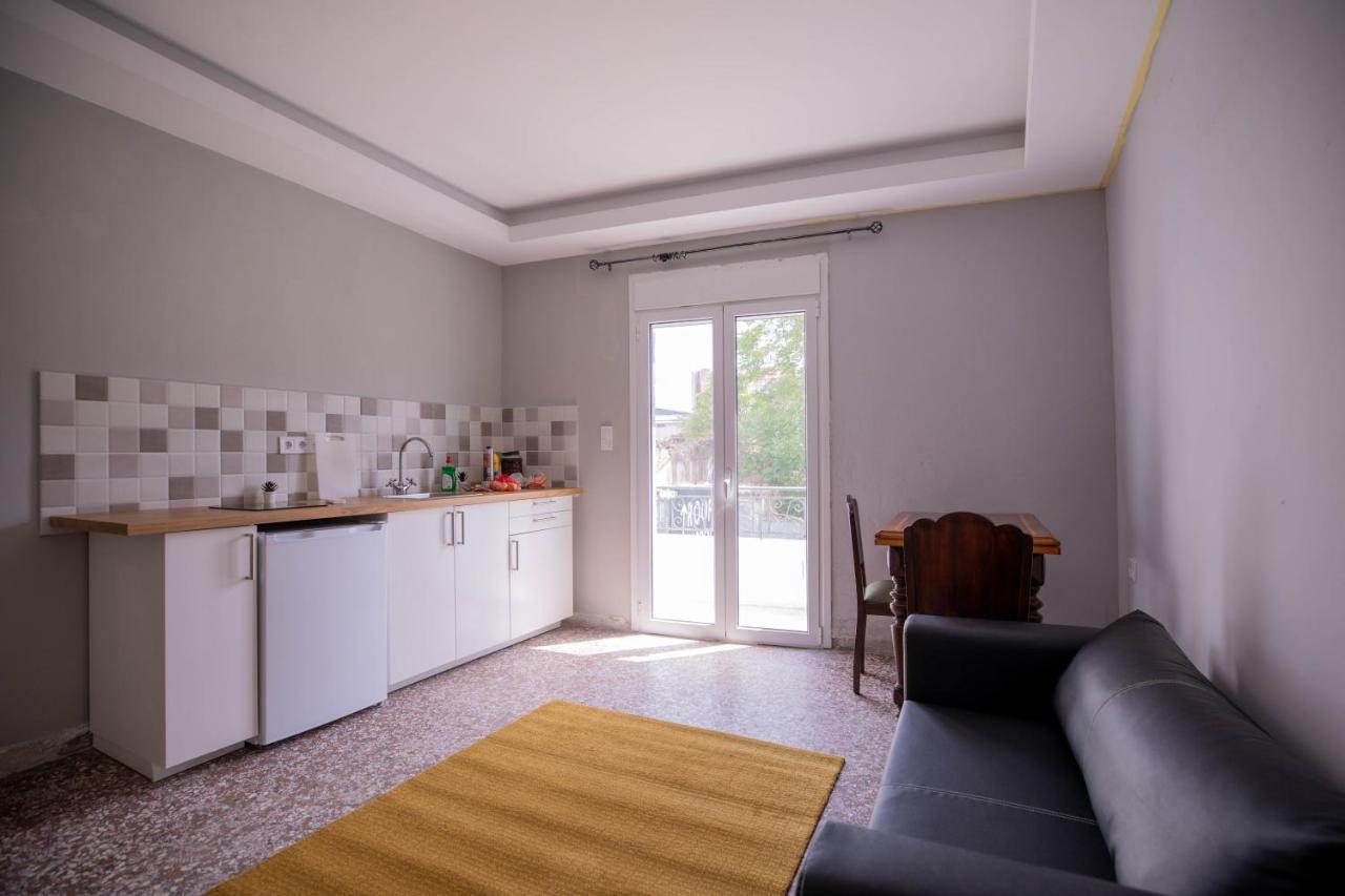 Athens Apartments Luaran gambar